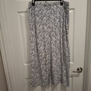 J Jill Medium Blue Striped Modal Blend Pull On Nautical Coastal Maxi Skirt